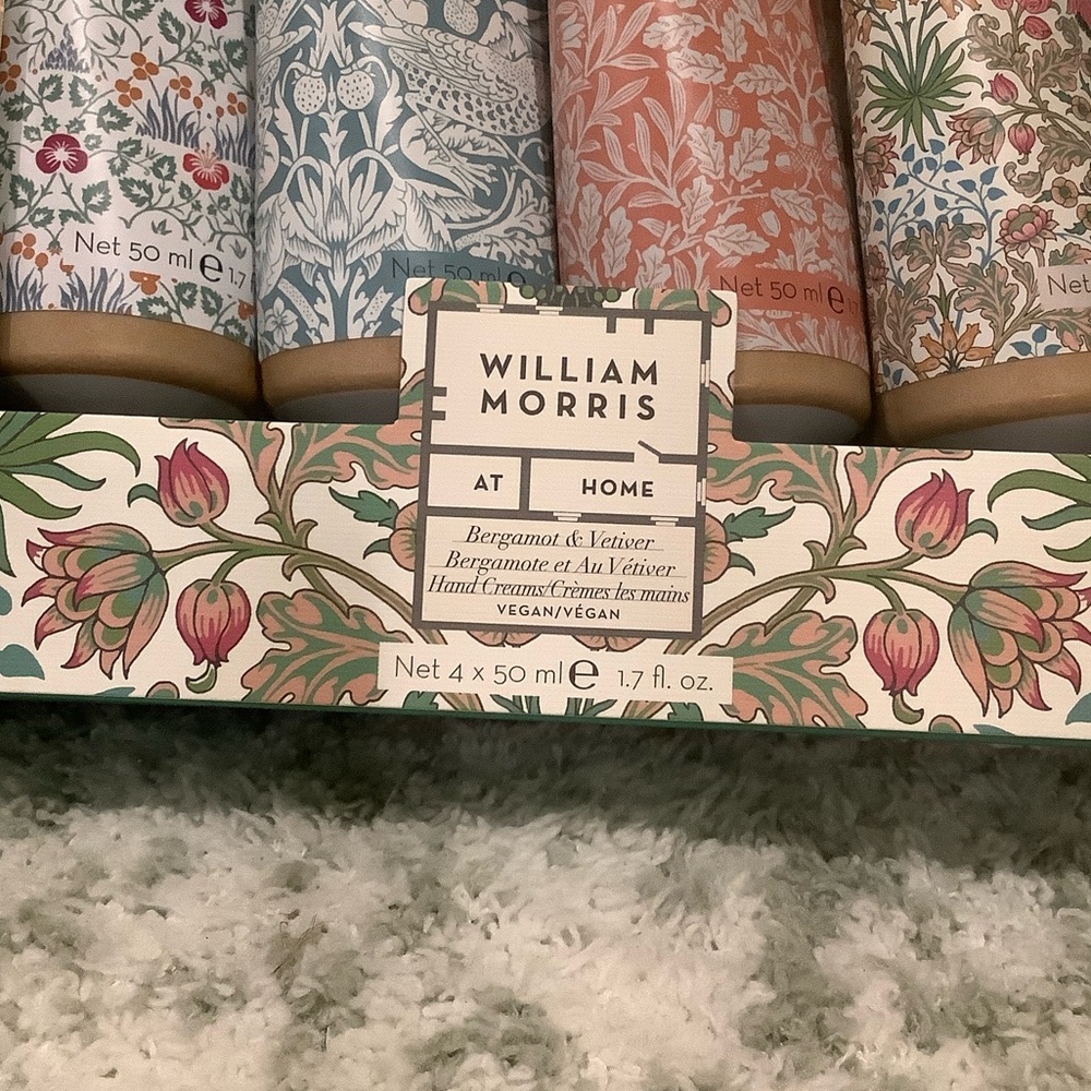 William Morris At Home Scented Bergamot Vetiver Luxury  Hand Creams Set 4 NWT - Picture 16 of 16